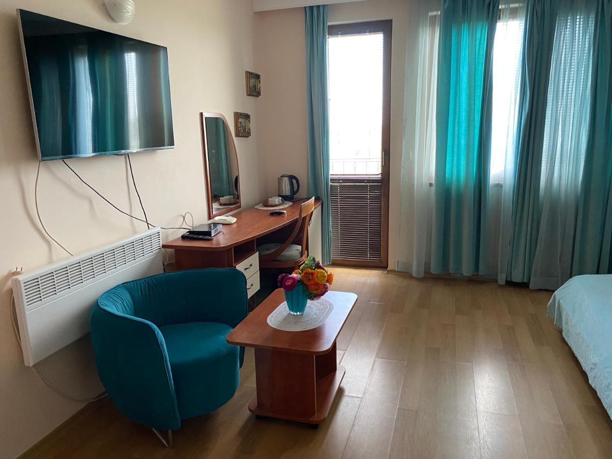 Guest House Golden Flake 4Km From Bolata Beach Bŭlgarevo エクステリア 写真