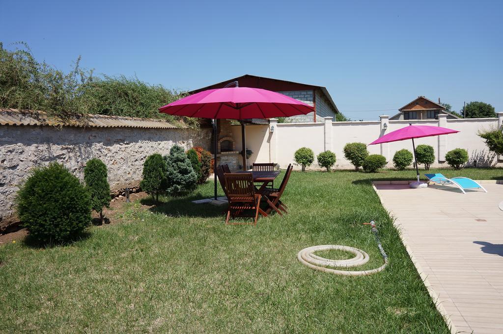 Guest House Golden Flake 4Km From Bolata Beach Bŭlgarevo エクステリア 写真