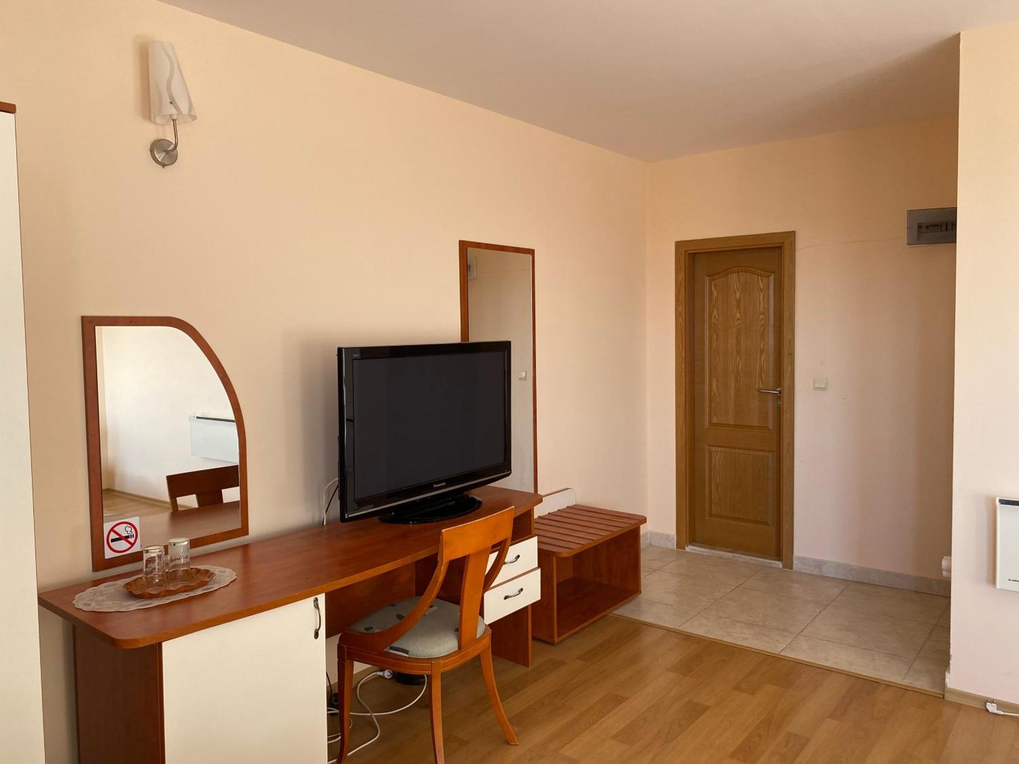 Guest House Golden Flake 4Km From Bolata Beach Bŭlgarevo エクステリア 写真