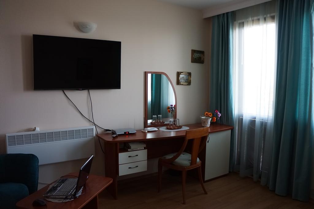 Guest House Golden Flake 4Km From Bolata Beach Bŭlgarevo エクステリア 写真
